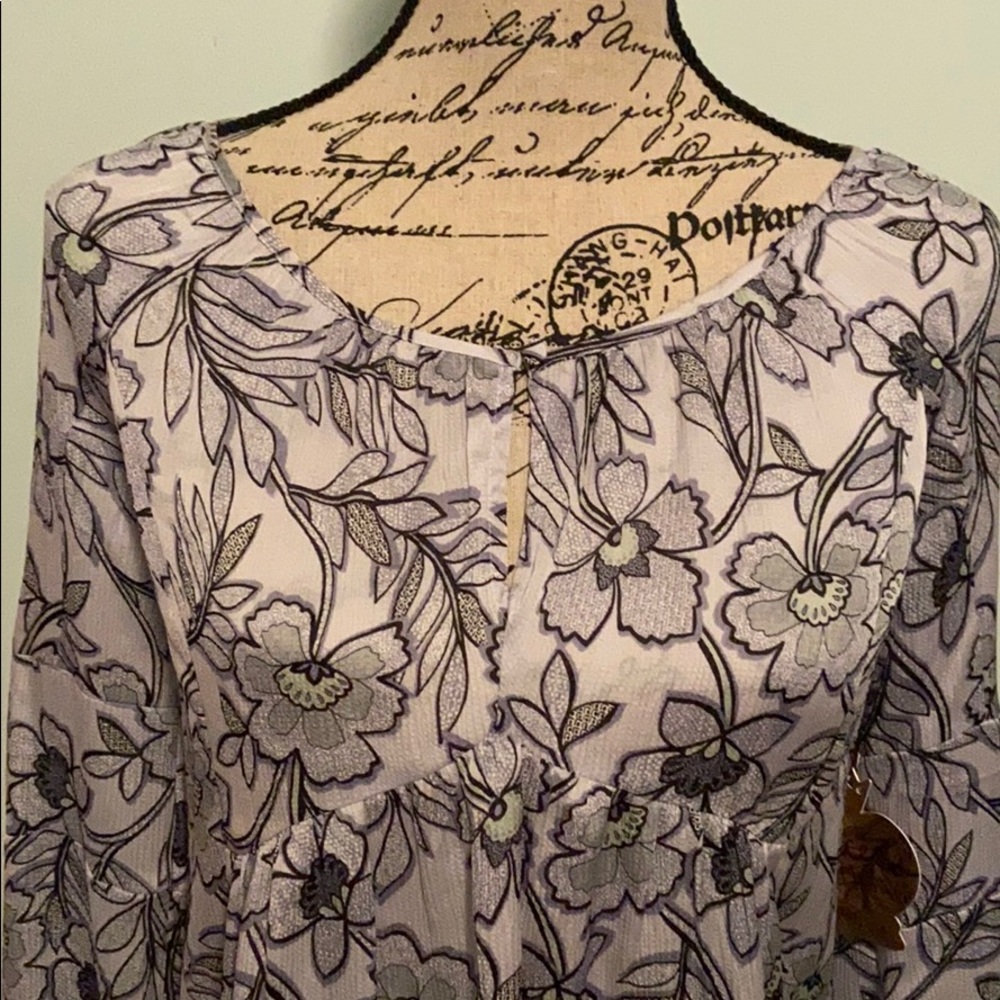 Vera Wang Princess Shirt NWT